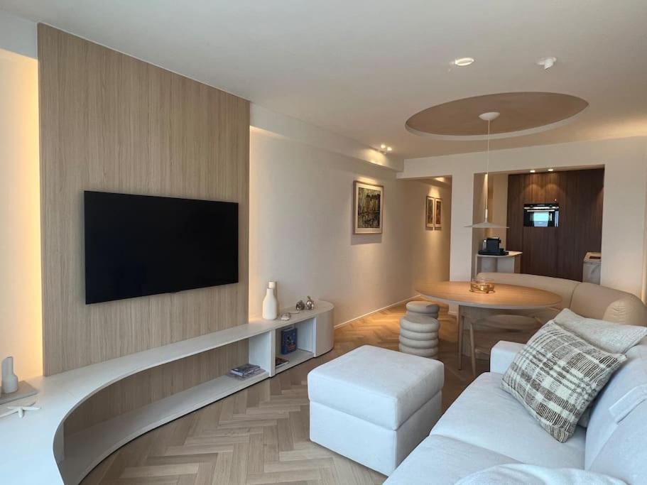 Luxe Met Adembenemend Uitzicht Op Zee